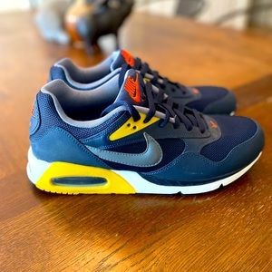Nike Air Max / Sz10 / Blue and Yellow